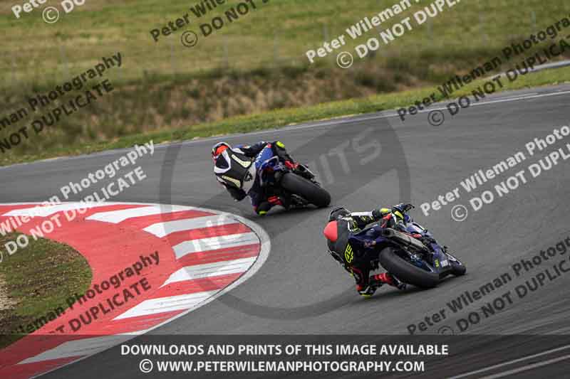 cadwell no limits trackday;cadwell park;cadwell park photographs;cadwell trackday photographs;enduro digital images;event digital images;eventdigitalimages;navarra;no limits trackdays;peter wileman photography;racing digital images;trackday digital images;trackday photos